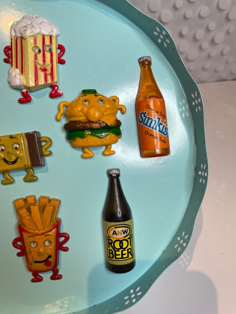 Vintage 80s googly eye food 🍟 & pop bottle magnets - Picture 4 of 4